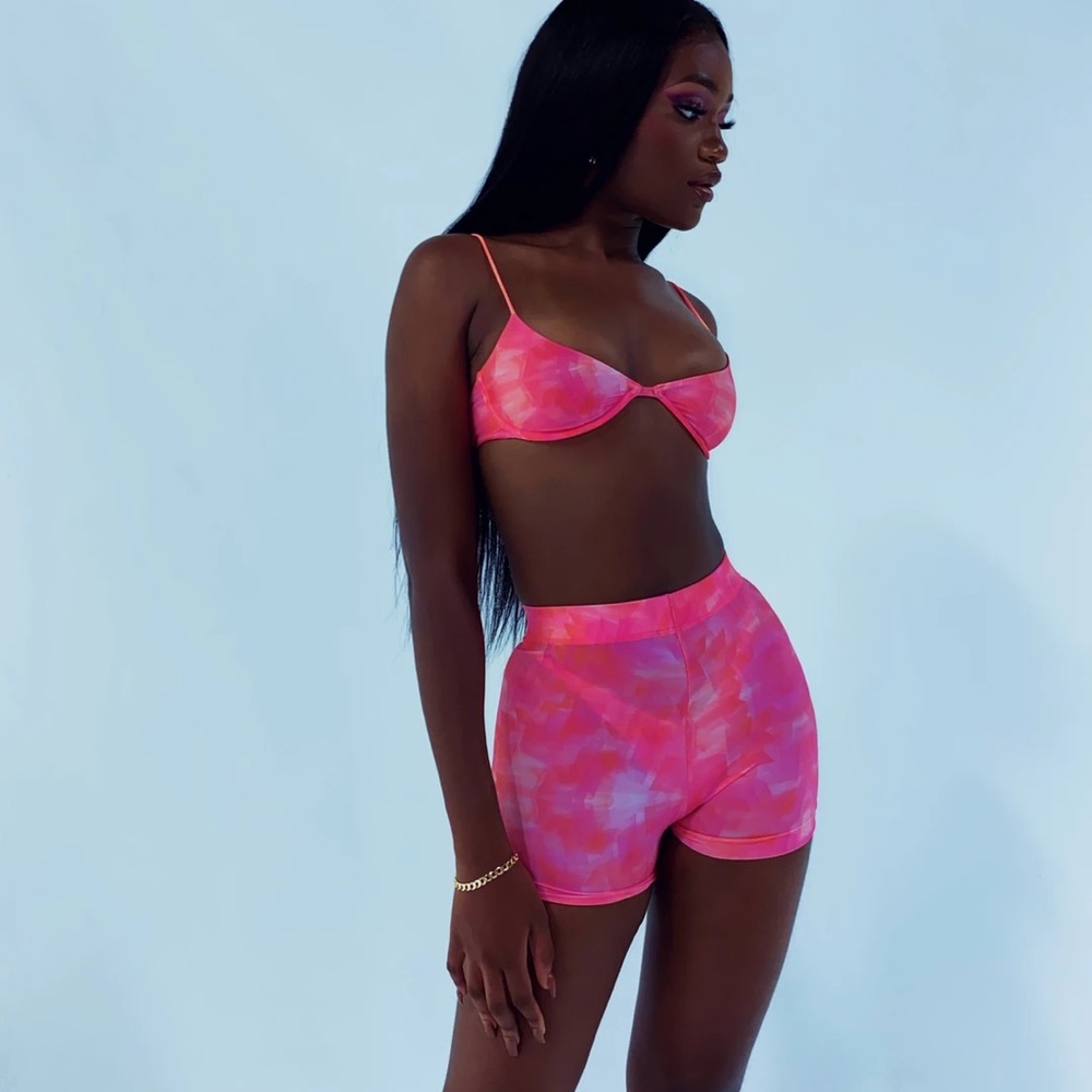 “Kelly” - by Sel Doval 💖 (@sel.doval)